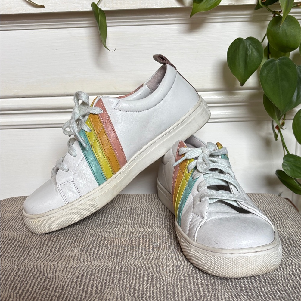 Seychelles White Sneakers with Multicolor Rainbow Stripe Accents 6.5